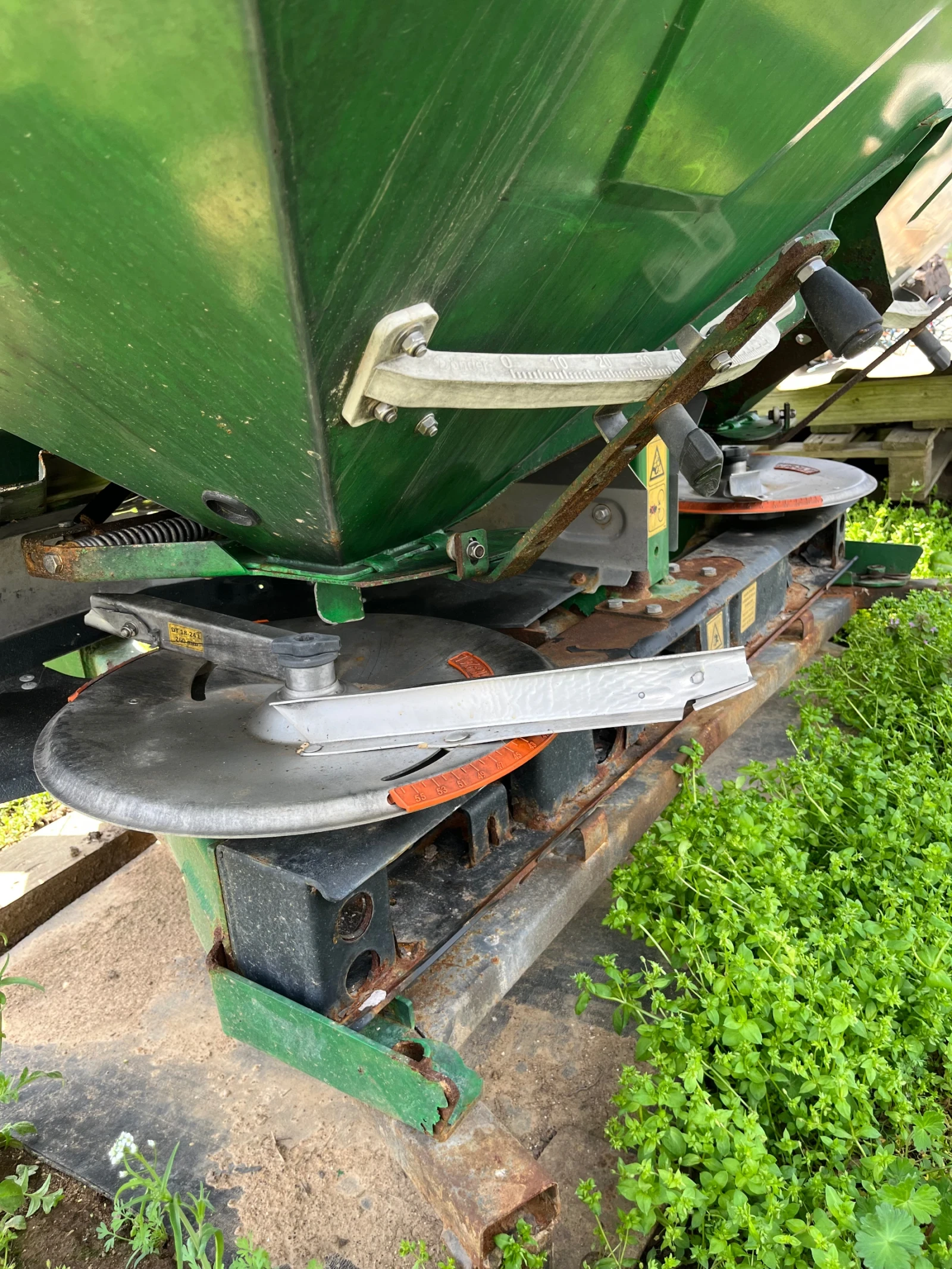 ������� Donder | Mobile.bg � ����������� 4