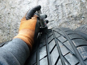 Гуми Летни 235/65R17, снимка 4