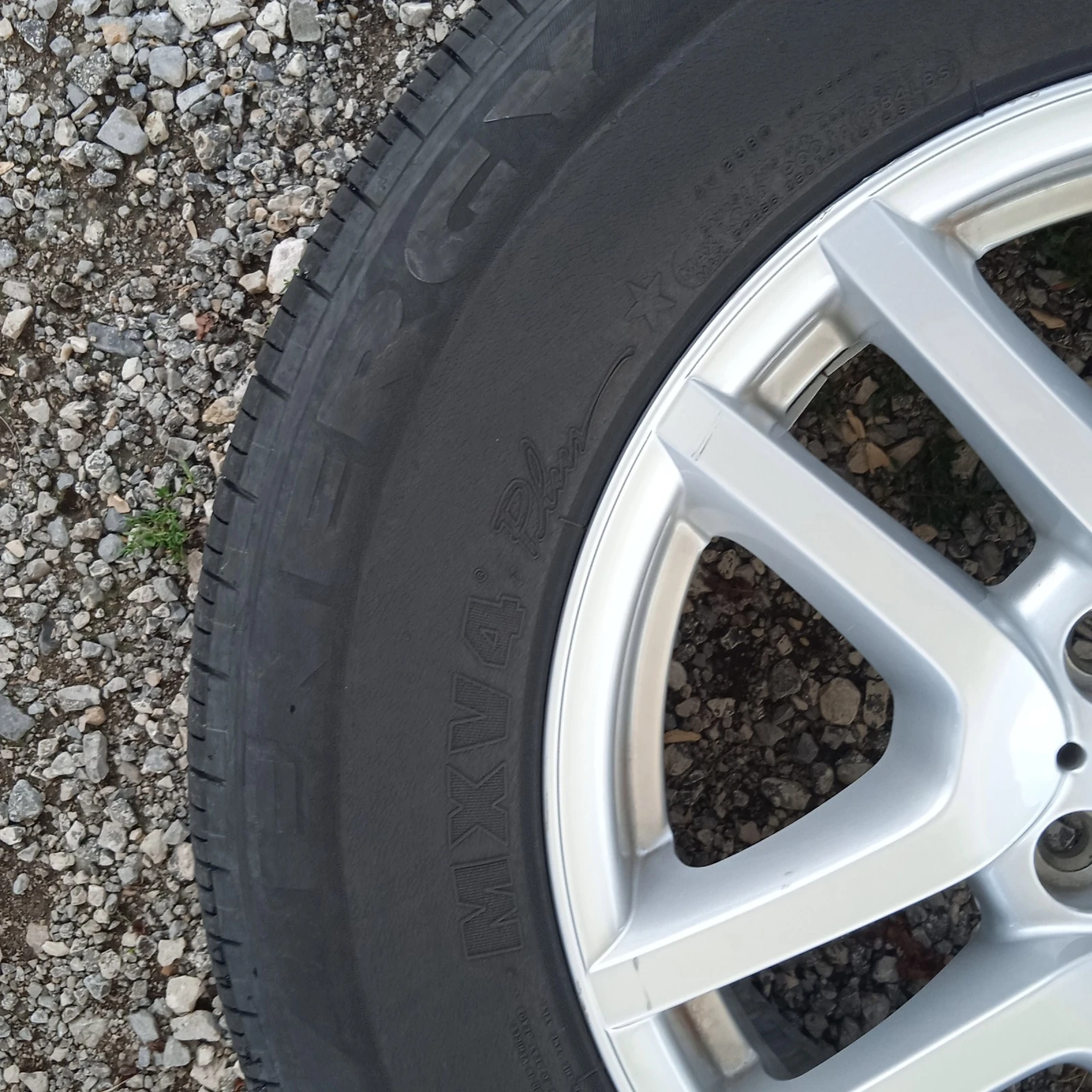    235/65R17  BMW X5 | Mobile.bg   5