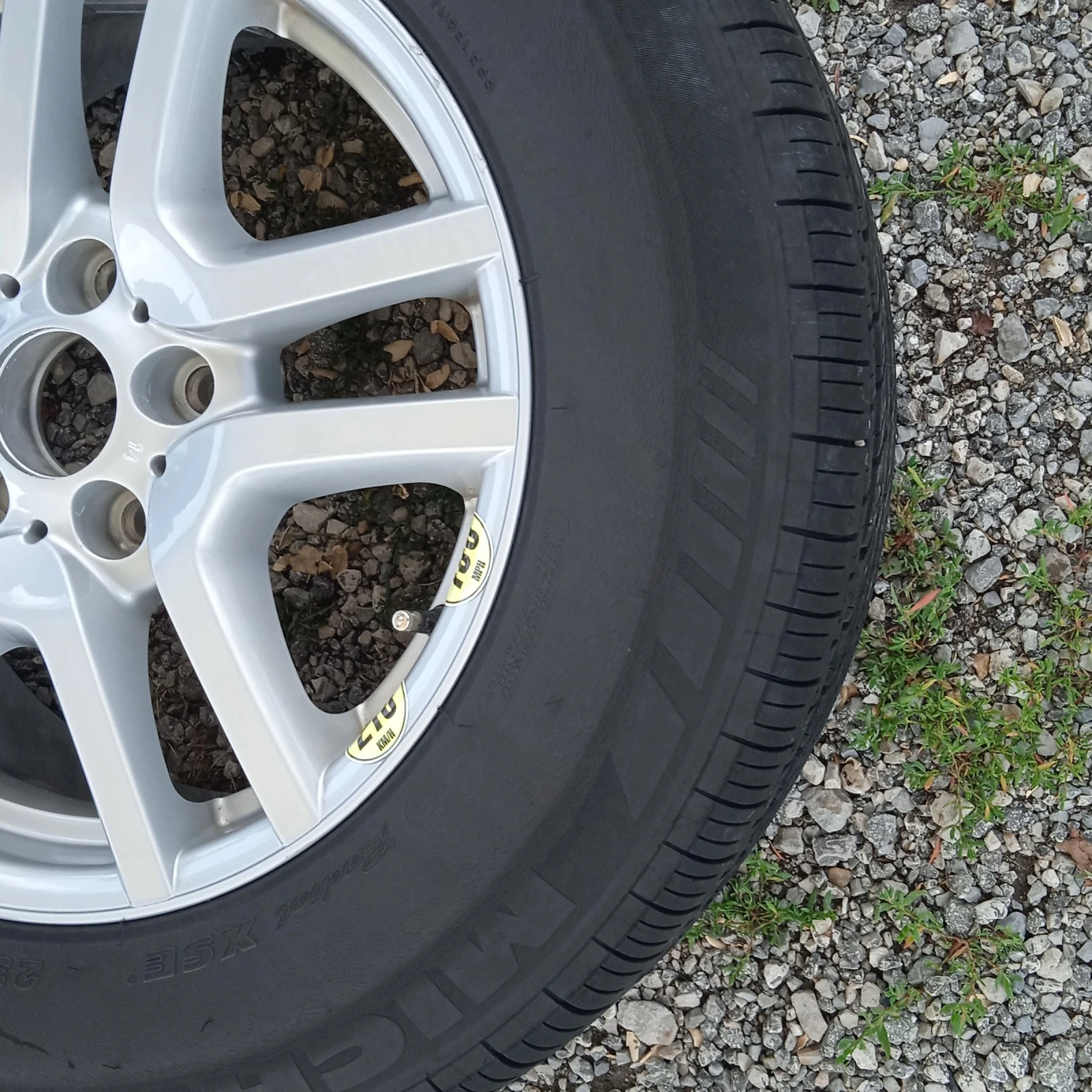    235/65R17  BMW X5 | Mobile.bg   4