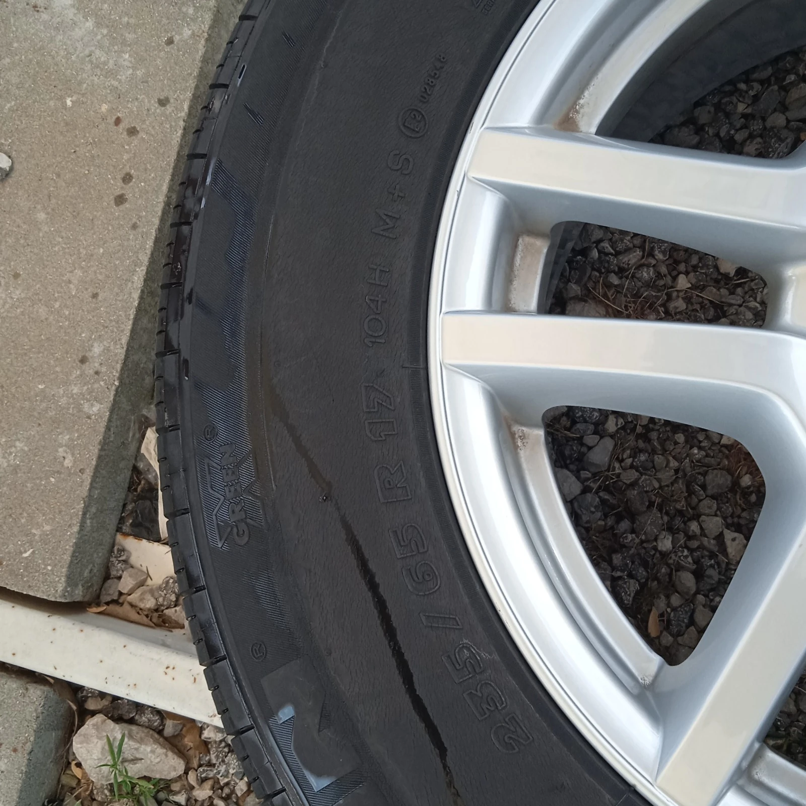    235/65R17  BMW X5 | Mobile.bg   8