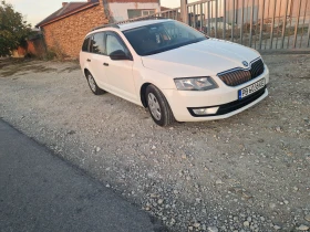 Skoda Octavia Комби , снимка 1