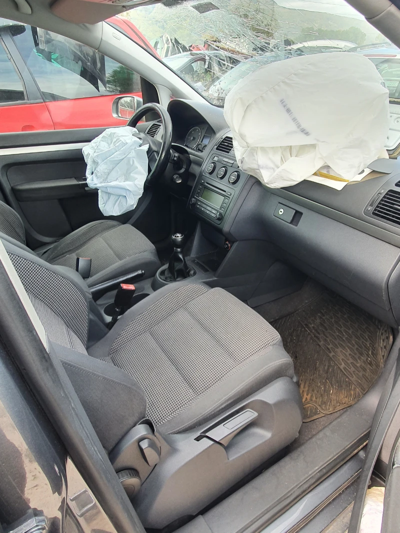 VW Touran 1.9TDI-tip:BKC-AZV, снимка 8 - Автомобили и джипове - 29379610