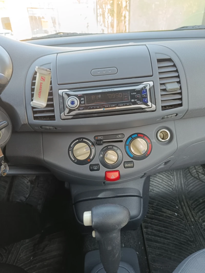 Nissan Micra 1.2 бензин, снимка 8 - Автомобили и джипове - 47646251