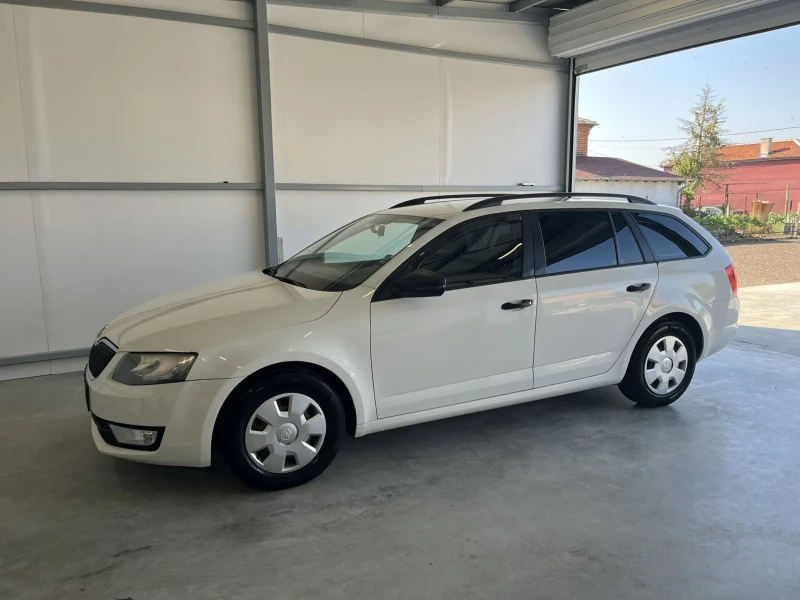 Skoda Octavia Комби , снимка 11 - Автомобили и джипове - 47737595