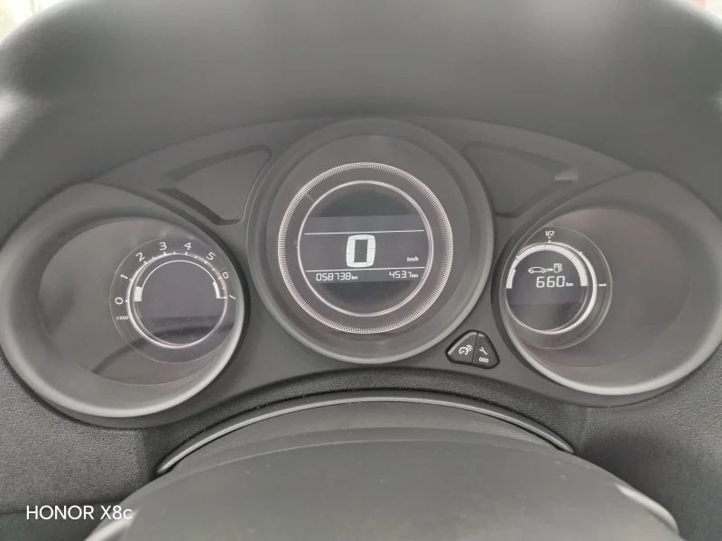 Citroen C4 1.2 T 110, снимка 14 - Автомобили и джипове - 52486610