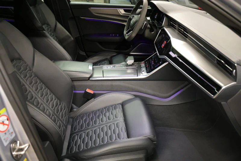 Audi Rs6 4.0 TFSI Quattro Ceramic, B/O, RS-Dynamic, снимка 13 - Автомобили и джипове - 51215952