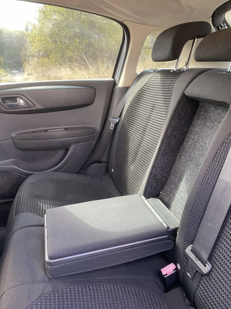 Citroen C4 VTR+ JBL NAVI 6 скорости, снимка 15 - Автомобили и джипове - 52428149