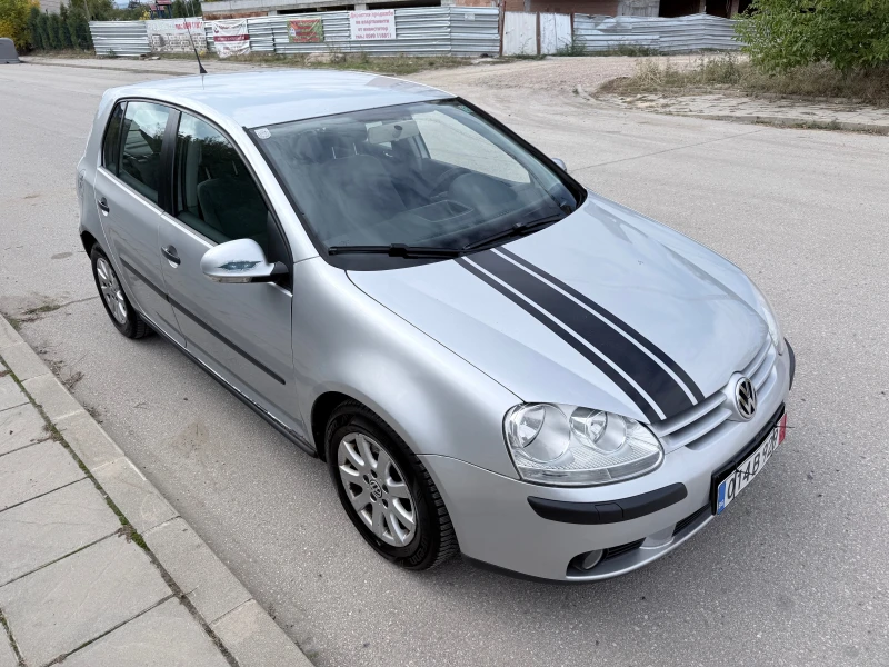 VW Golf 1.9 TDI, снимка 2 - Автомобили и джипове - 52055334