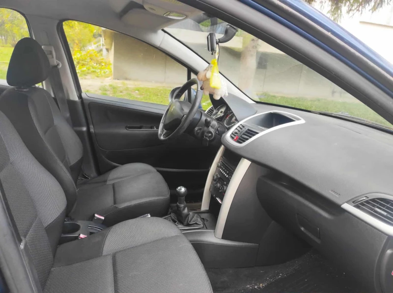 Peugeot 207, снимка 8 - Автомобили и джипове - 52294853