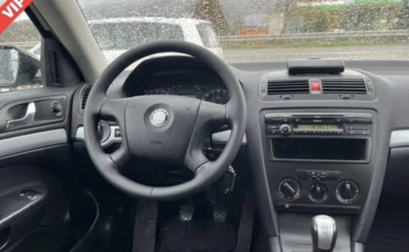 Skoda Octavia, снимка 10 - Автомобили и джипове - 52946900