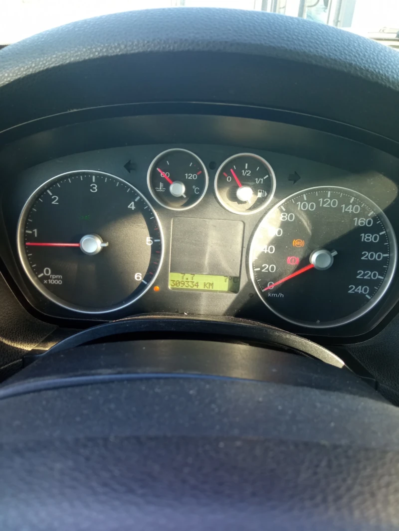 Ford C-max, снимка 9 - Автомобили и джипове - 52956099