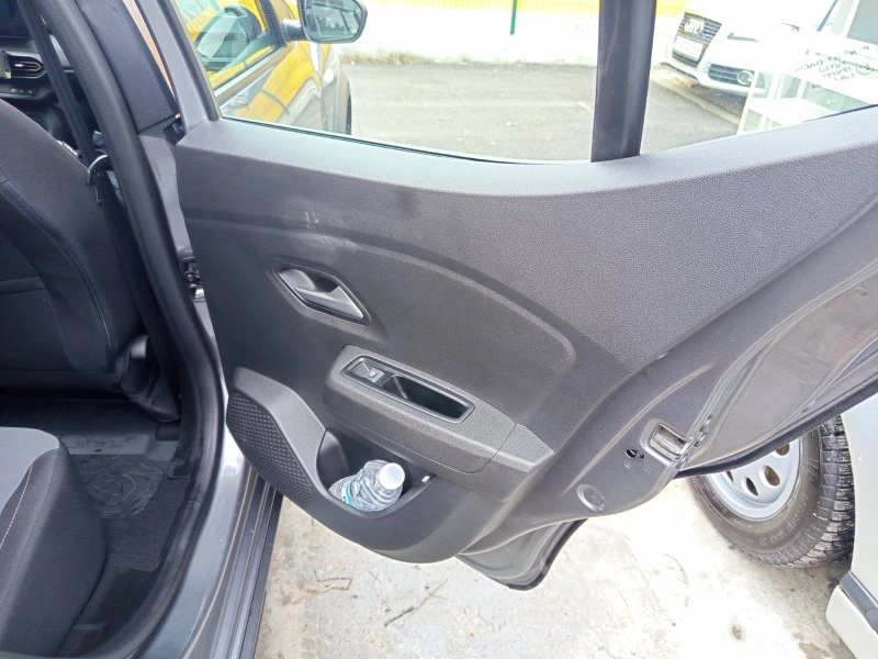 Dacia Sandero Stepway, снимка 6 - Автомобили и джипове - 53394894