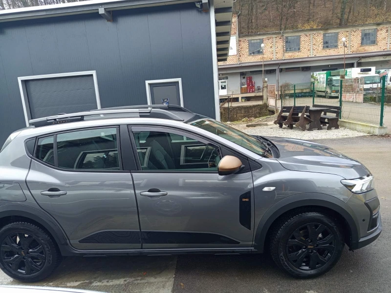 Dacia Sandero Stepway, снимка 13 - Автомобили и джипове - 53394894