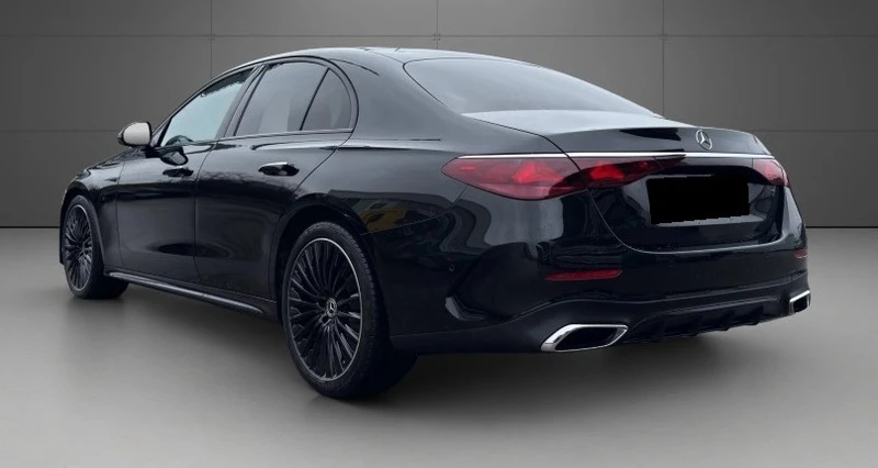 Mercedes-Benz E 220 d AMG-Line, снимка 3 - Автомобили и джипове - 53922304