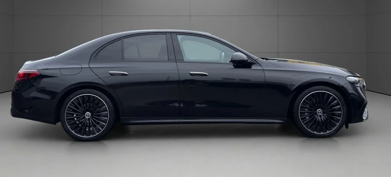 Mercedes-Benz E 220 d AMG-Line, снимка 5 - Автомобили и джипове - 53922304
