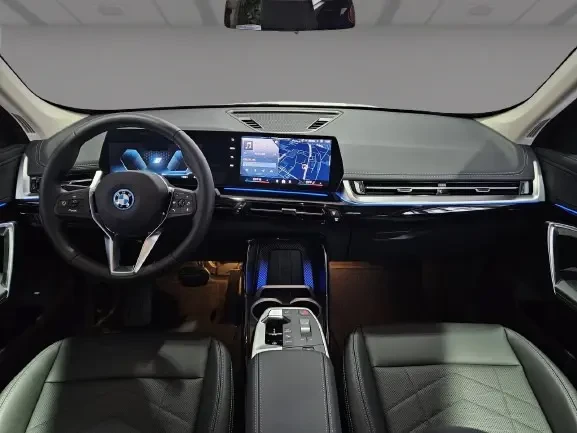 BMW iX1 eDrive20 = M-Sport = Гаранция, снимка 10 - Автомобили и джипове - 54957595
