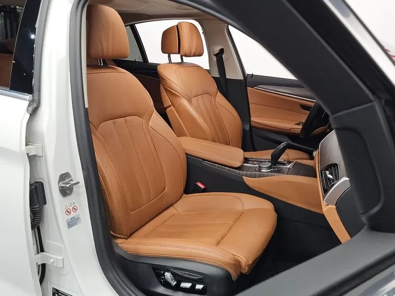 BMW 520, снимка 10 - Автомобили и джипове - 55351311