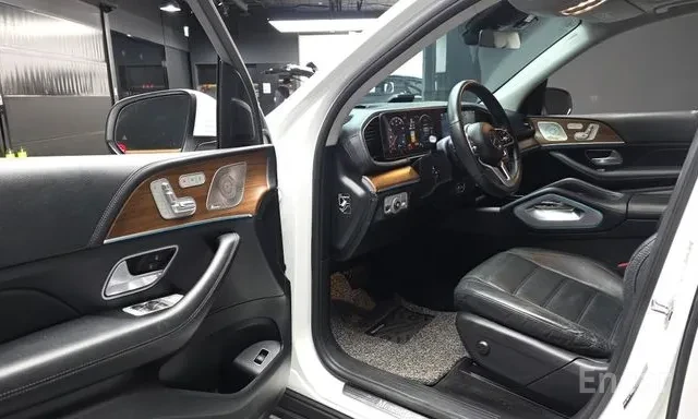 Mercedes-Benz GLE 450 AMG * ОБДУХВАНЕ * 360 * ПАНОРАМА * , снимка 5 - Автомобили и джипове - 56117465