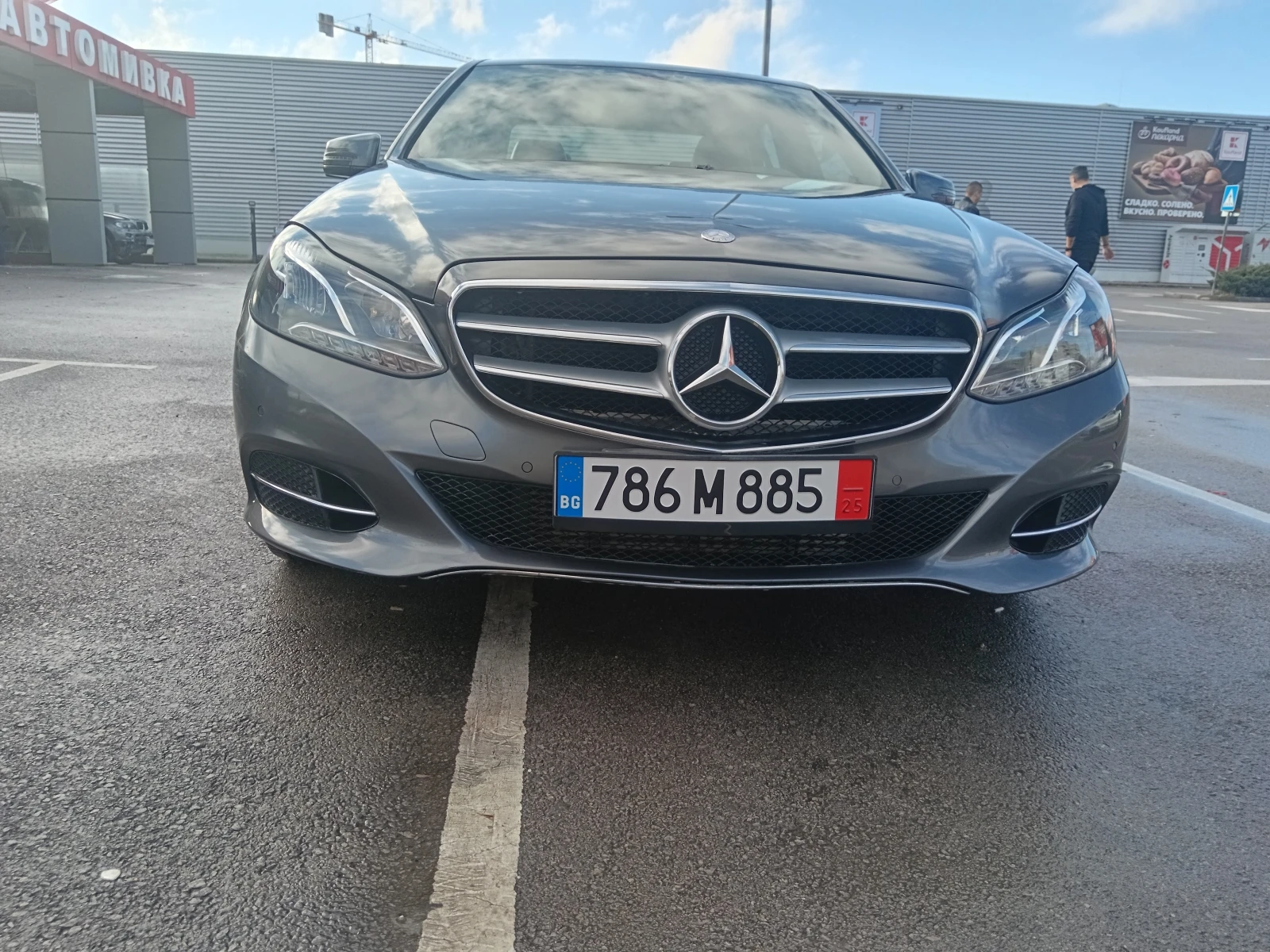 Mercedes-Benz E 220 CDI, снимка 1
