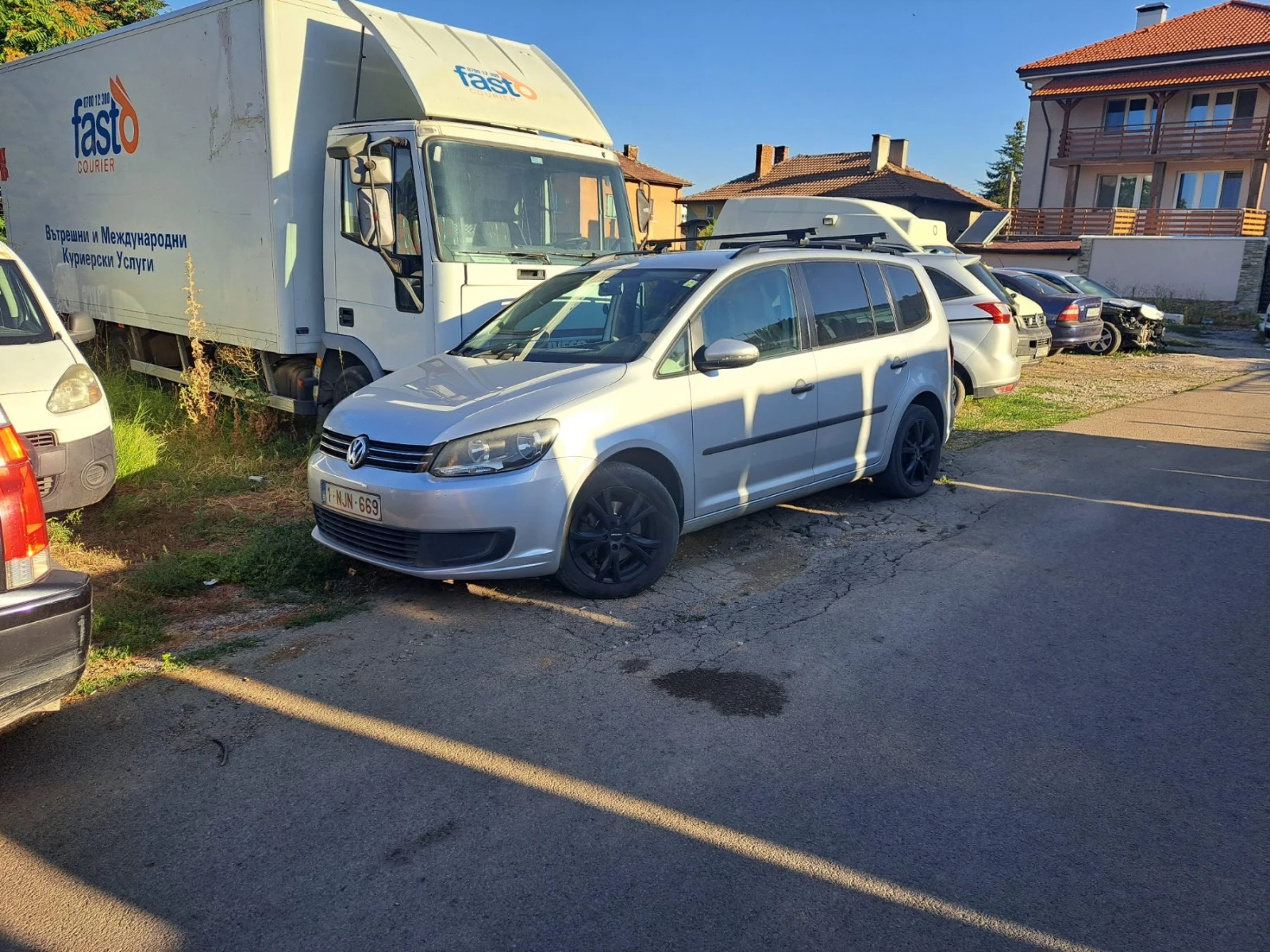 VW Touran 1.6 | Mobile.bg — изображение 1