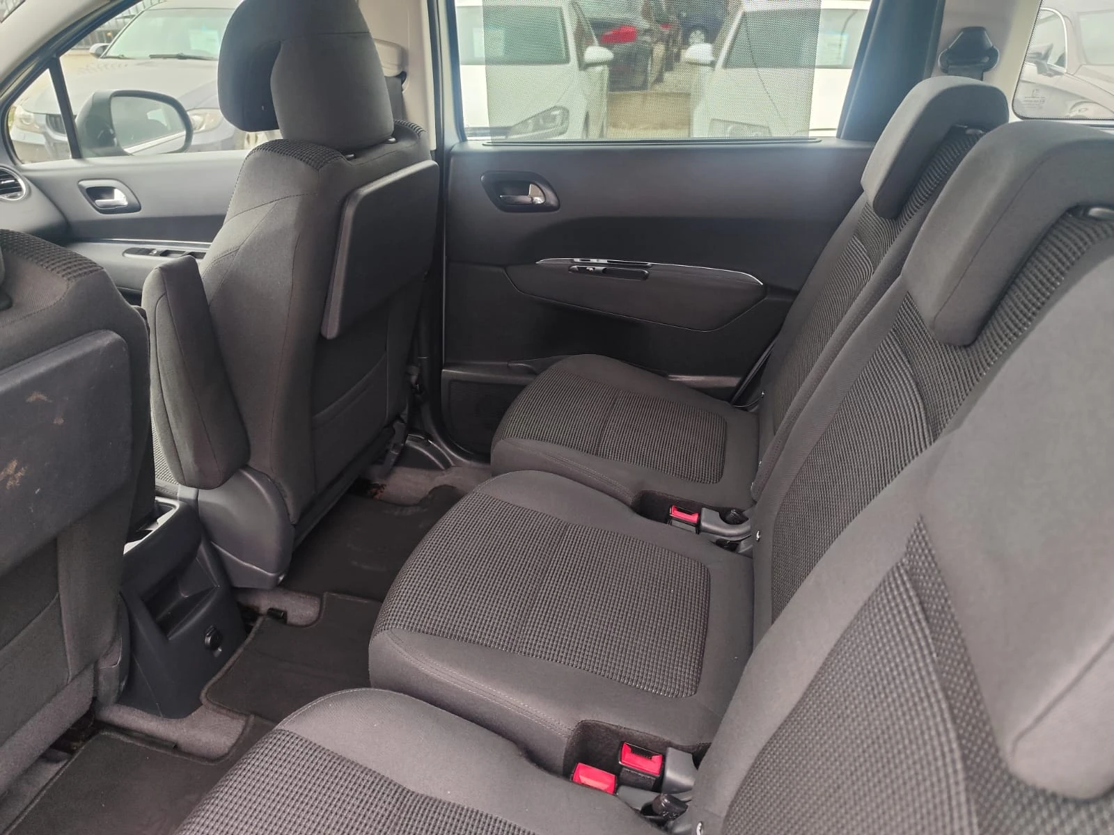 Peugeot 5008 1.6   | Mobile.bg   13