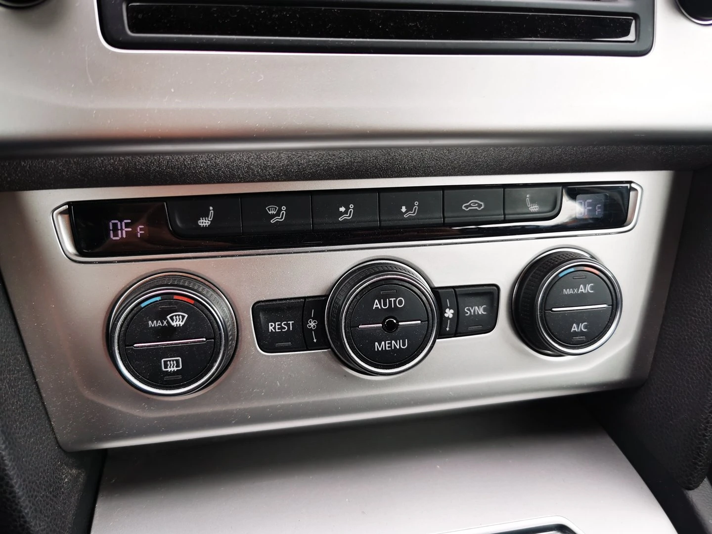 VW Passat VW Passat Var. Comfortline 2.0TDI SCR BMT | Mobile.bg   17