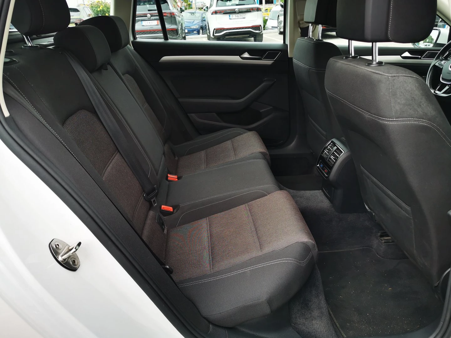 VW Passat VW Passat Var. Comfortline 2.0TDI SCR BMT | Mobile.bg   8