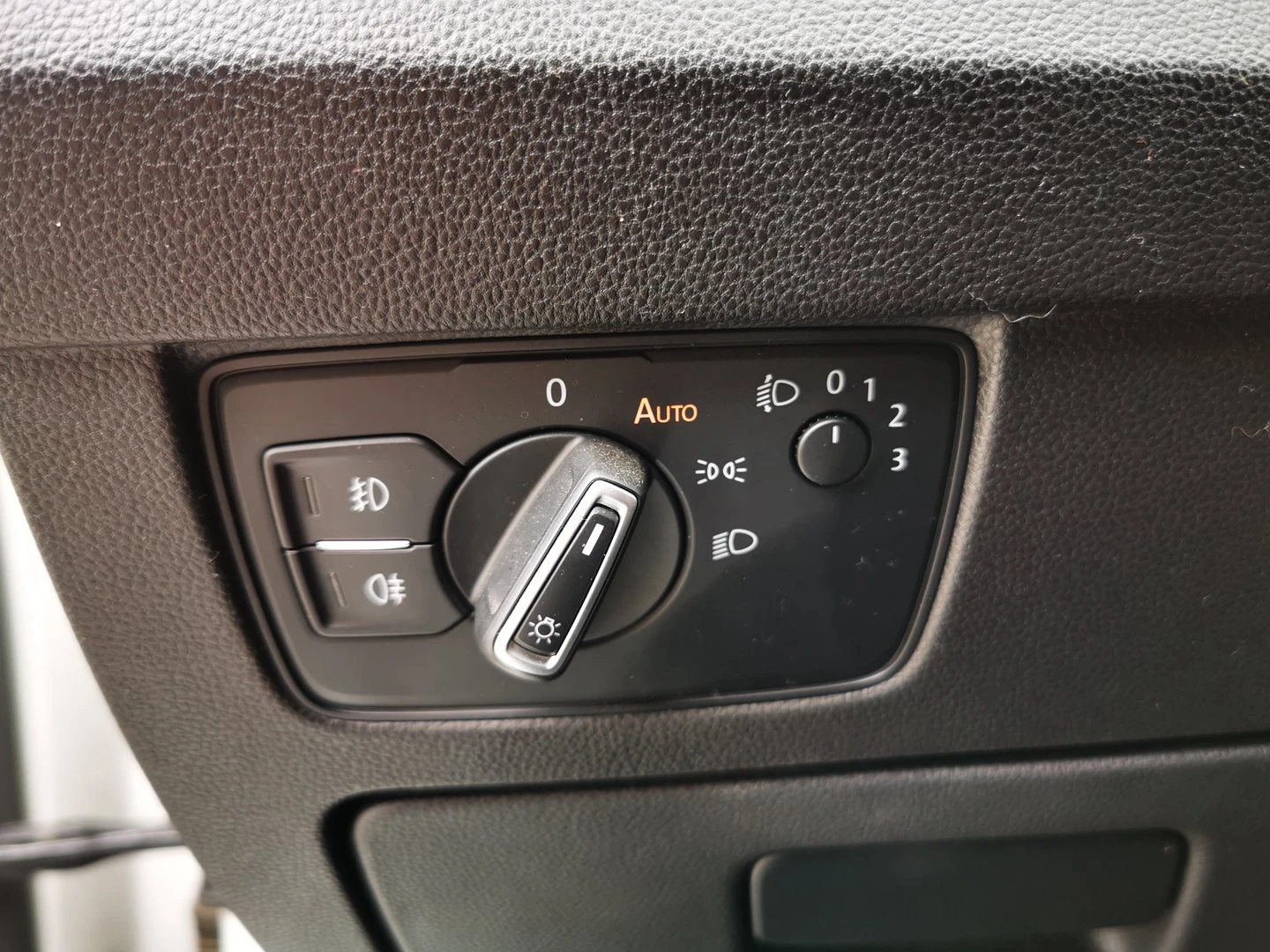 VW Passat VW Passat Var. Comfortline 2.0TDI SCR BMT | Mobile.bg   12