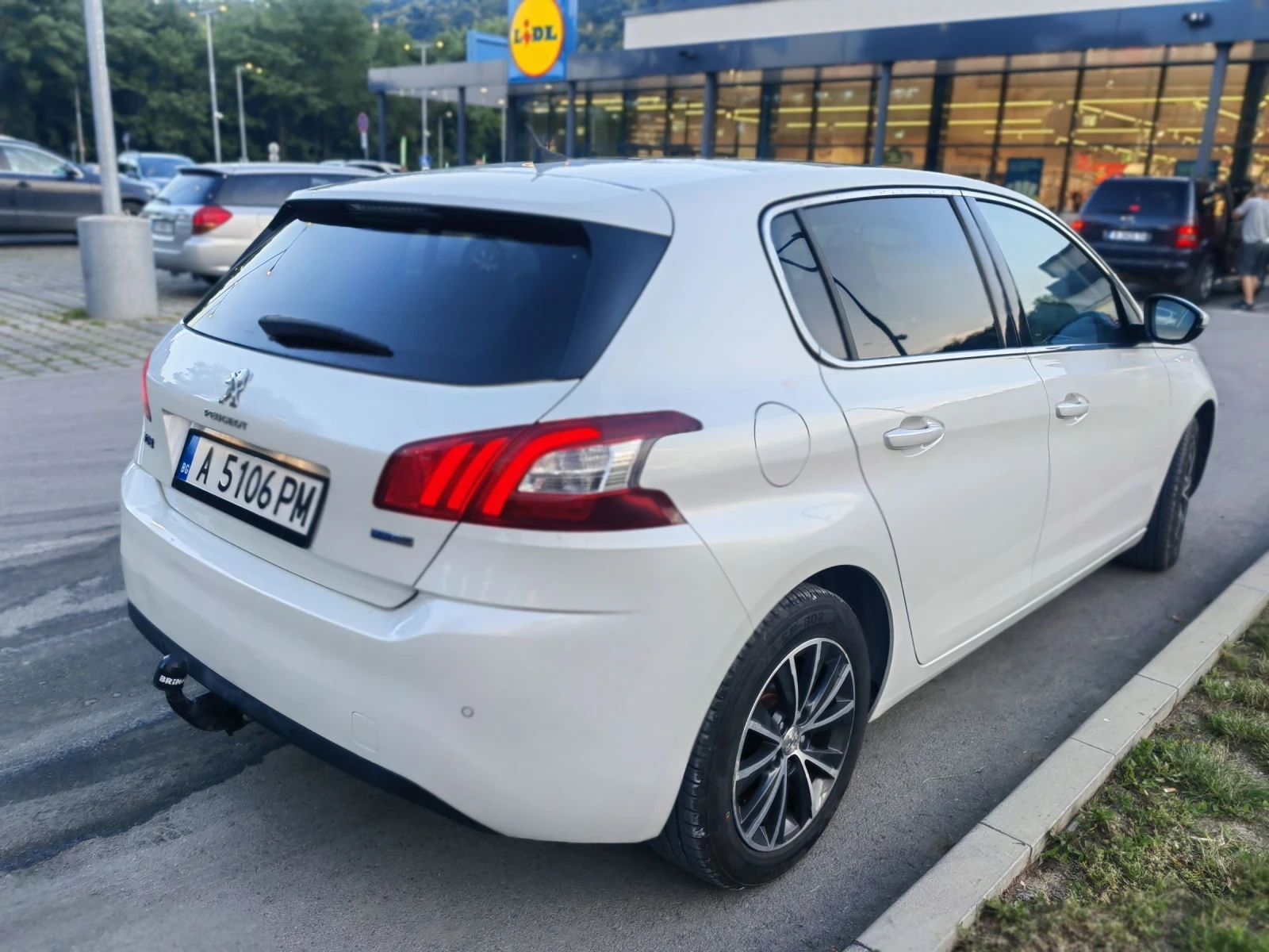Peugeot 308 1.2 THP Allure - изображение 3