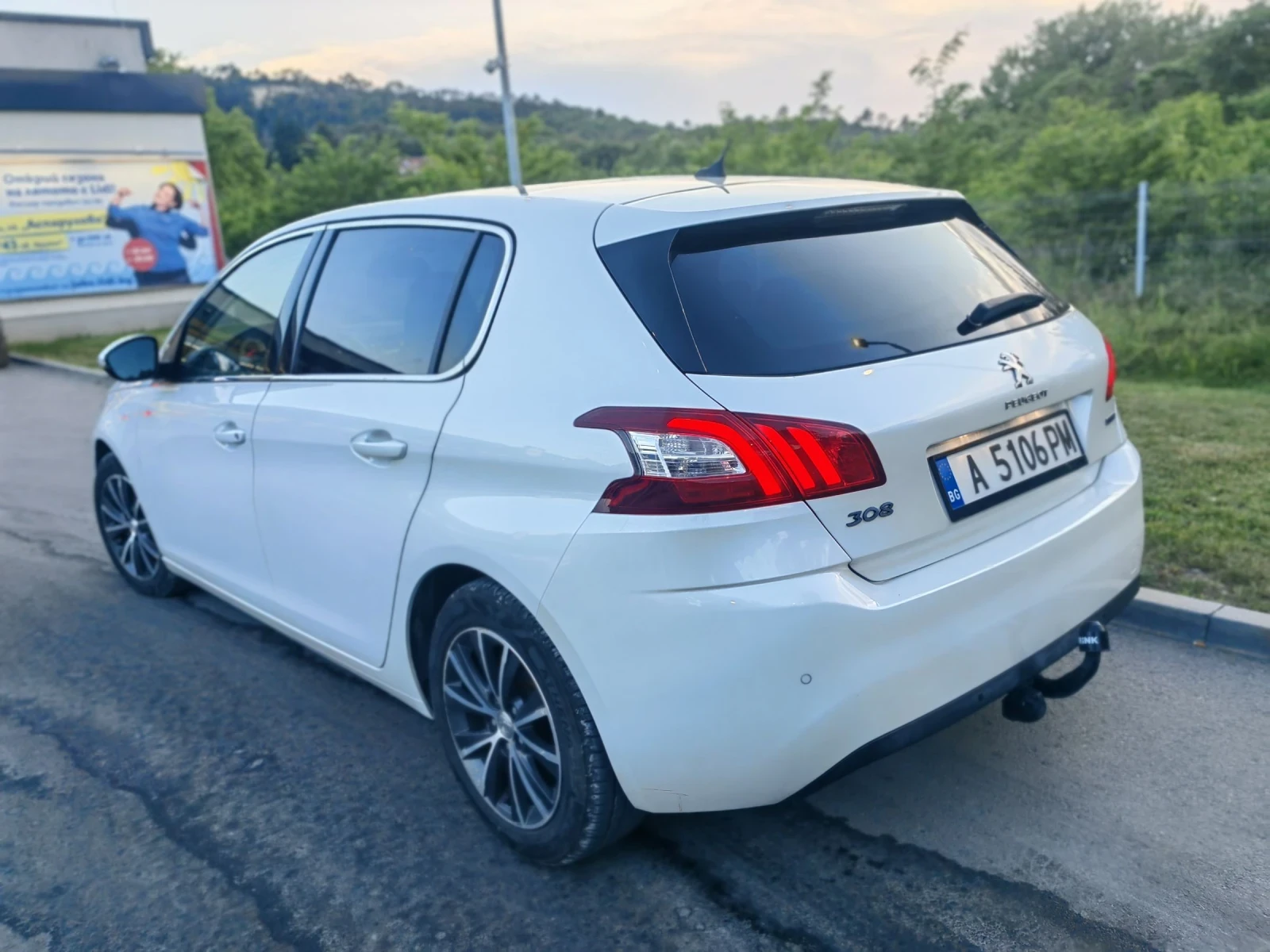 Peugeot 308 1.2 THP Allure - изображение 4