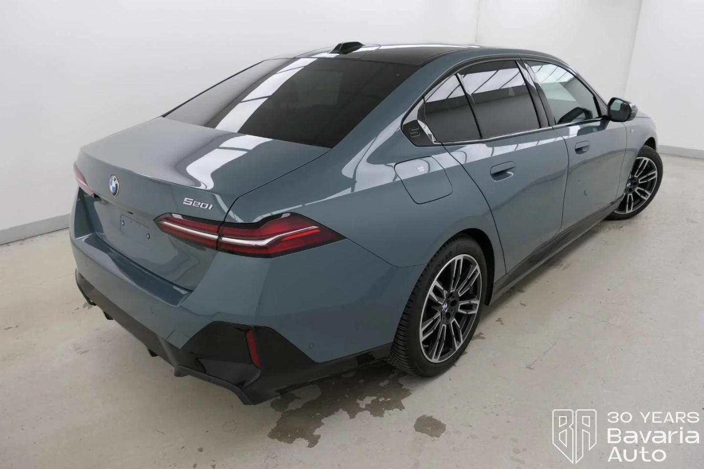 BMW 520 i Steptronic M Sport Paket - изображение 3