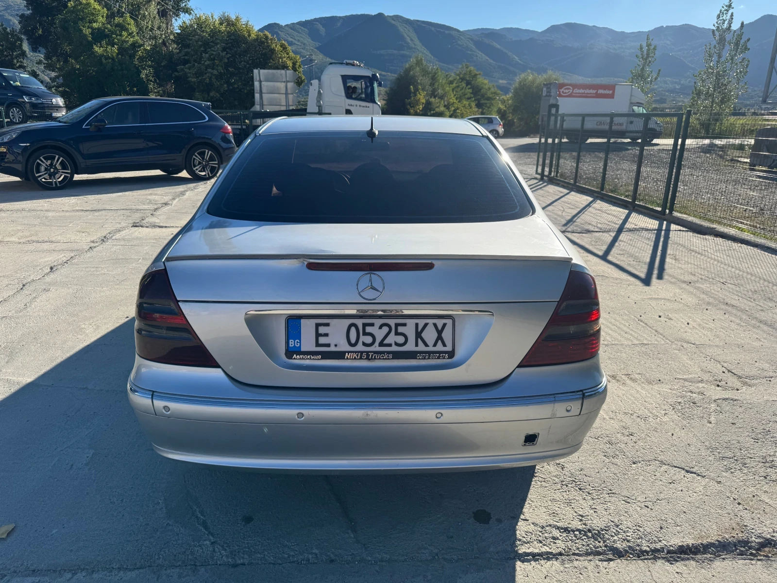 Mercedes-Benz E 220  - изображение 5