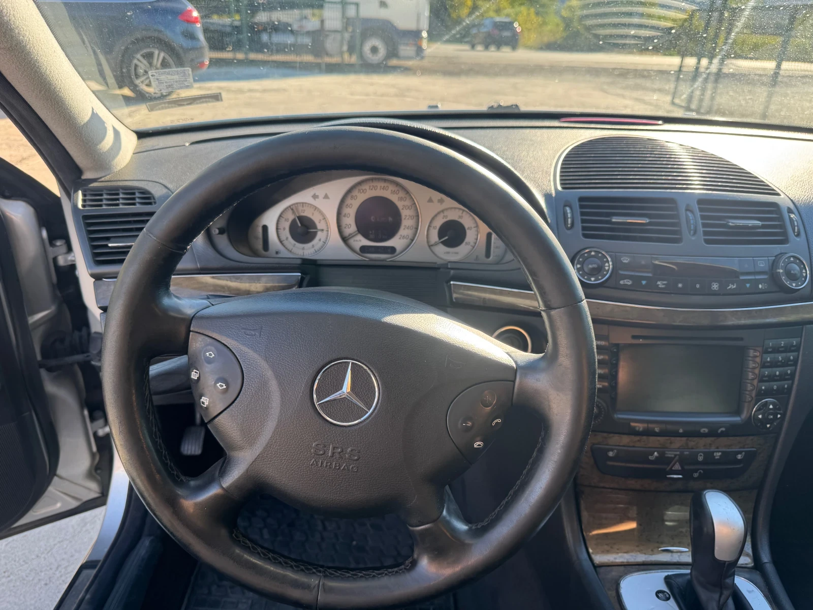 Mercedes-Benz E 220  - изображение 10