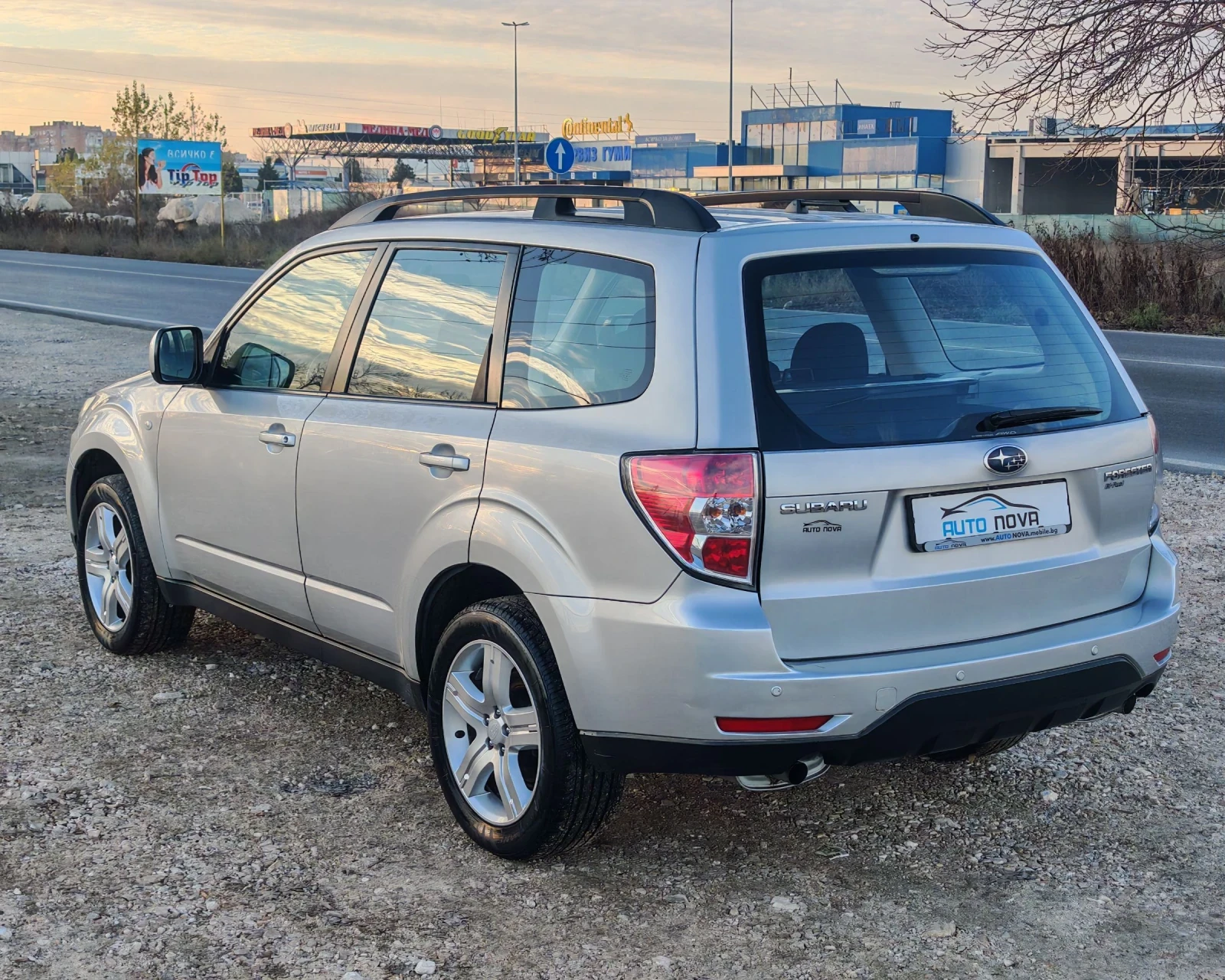 Subaru Forester 2.0 150 АВТОМАТ! BIFUEL! 4Х4! УНИКАЛНО СЪСТОЯНИЕ!! - изображение 5