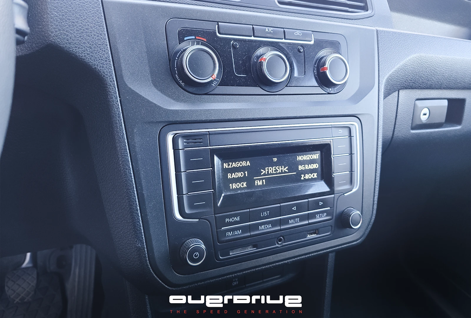 VW Caddy 1.4 TGI CARGO, снимка 12 - Автомобили и джипове - 53876722