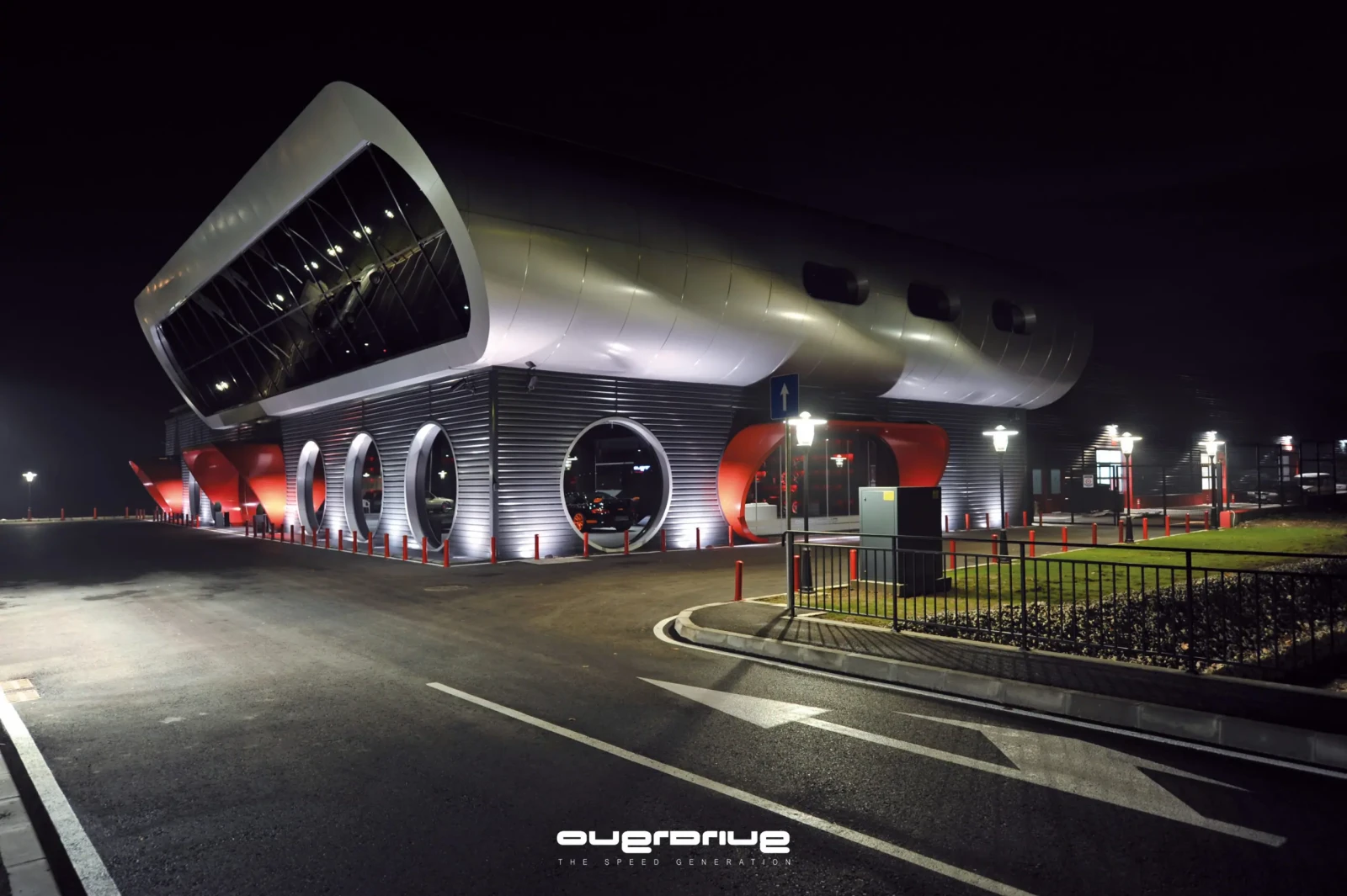 VW Caddy 1.4 TGI CARGO, снимка 14 - Автомобили и джипове - 53876722