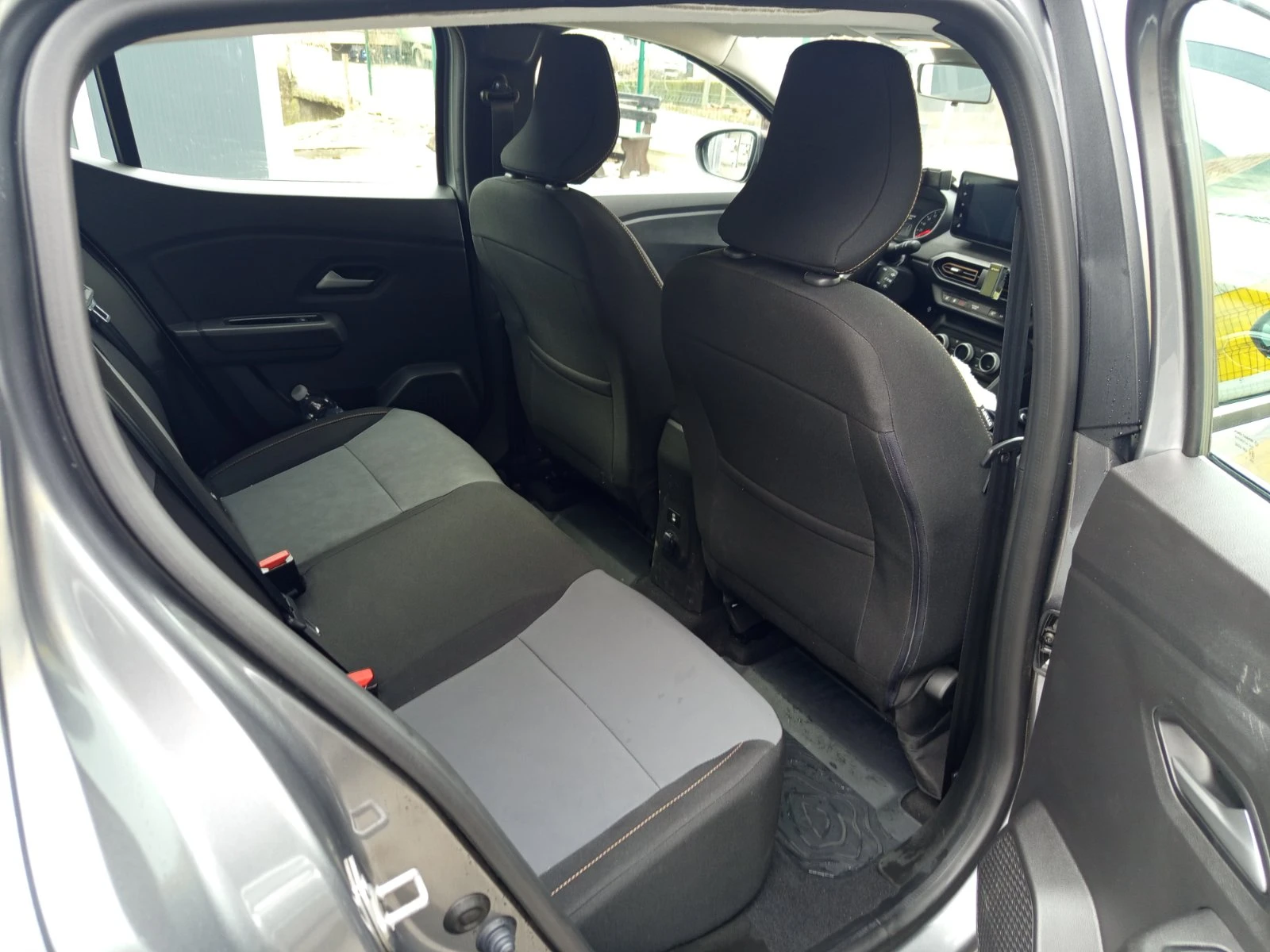 Dacia Sandero Stepway | Mobile.bg � ����������� 7
