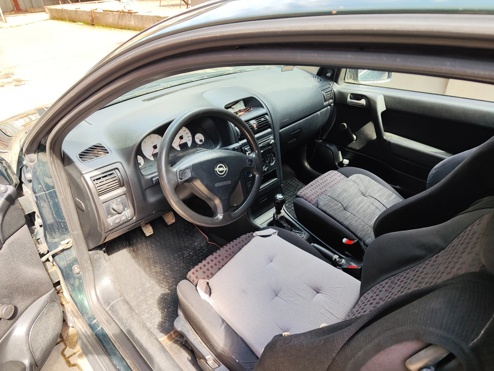 Opel Astra, снимка 5 - Автомобили и джипове - 53990594