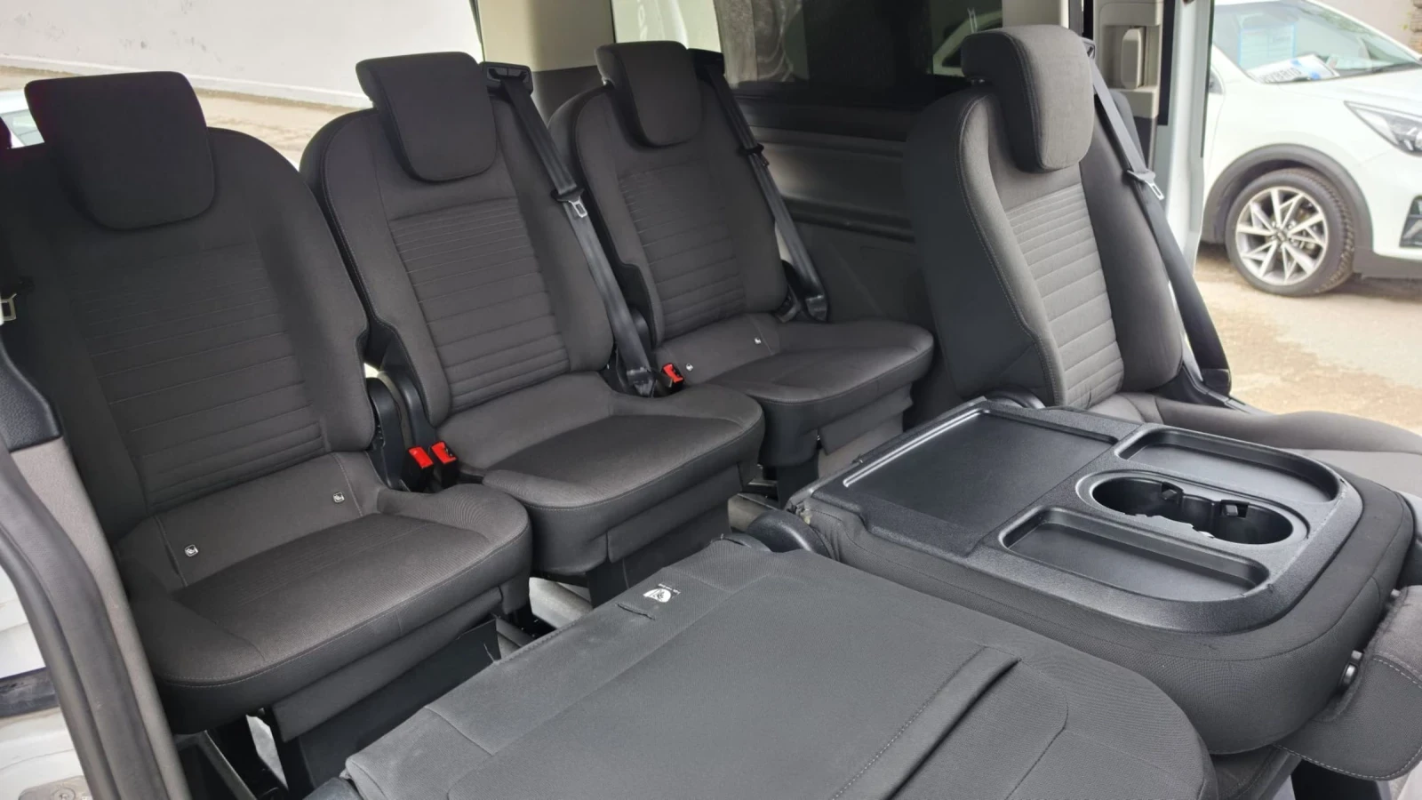 Ford Transit Custom 2.0TDCI* КАМЕРА* НАВИ* 8+ 1* , снимка 10 - Автомобили и джипове - 54717024