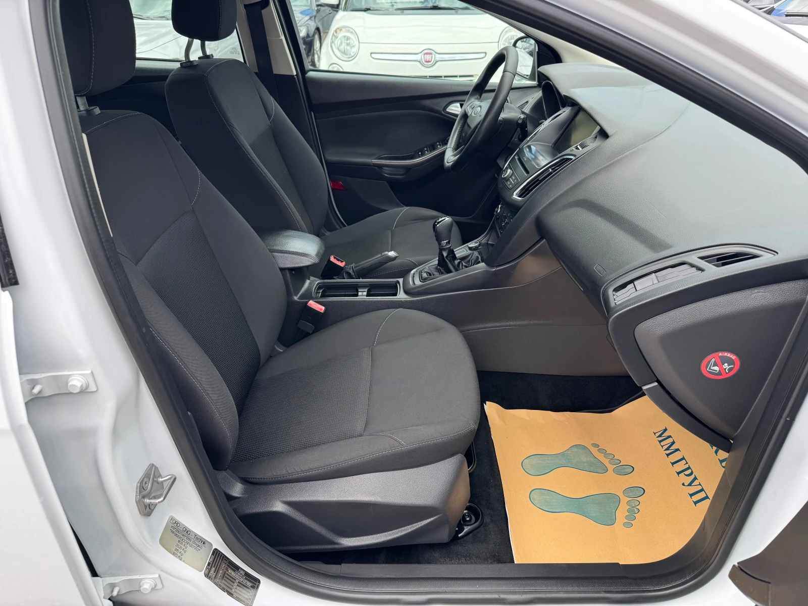 Ford Focus 1.6I-GAZ-ЛИЗИНГ, снимка 14 - Автомобили и джипове - 54892607