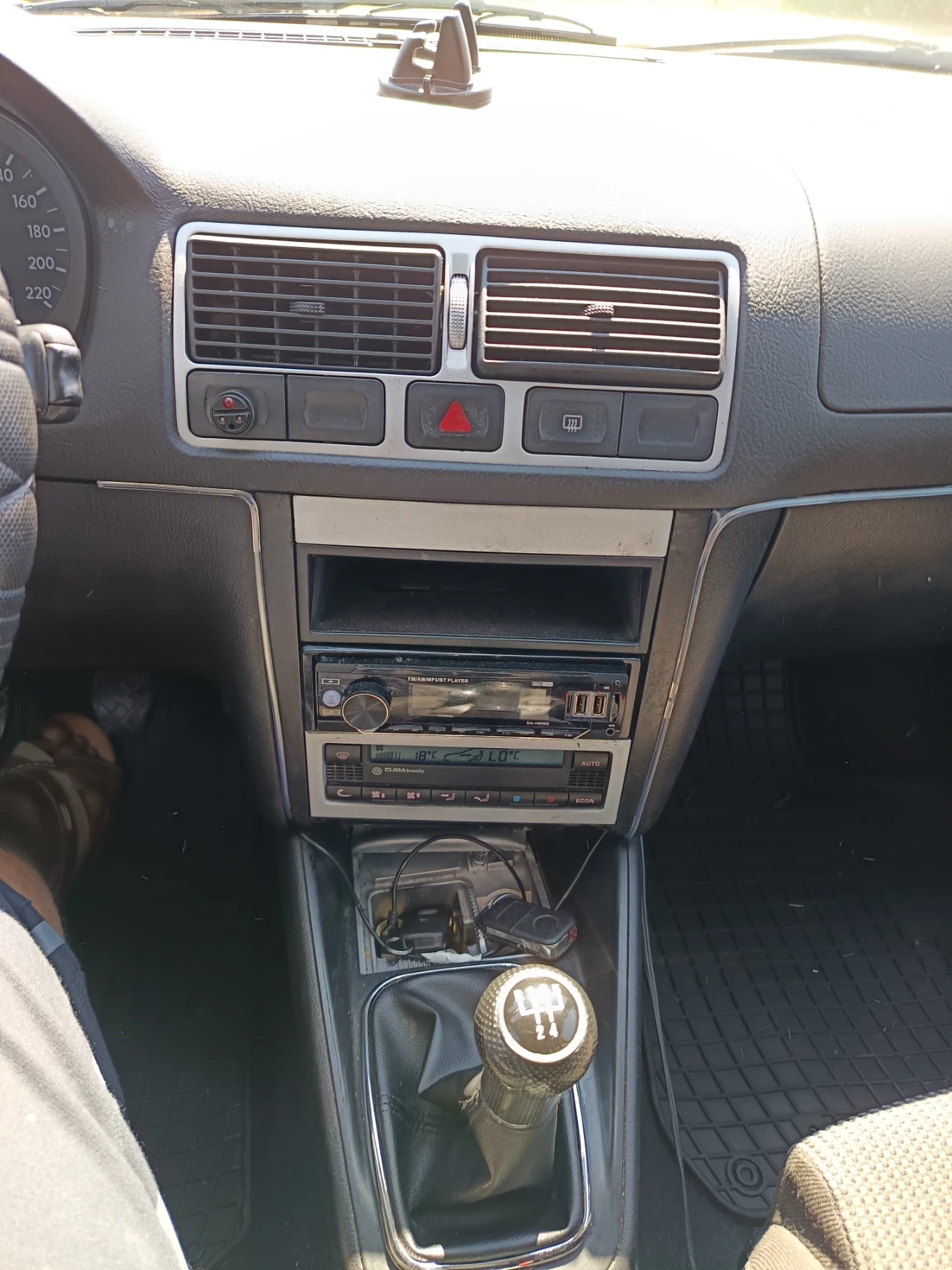 VW Golf 1.9тди 90коня+ + , снимка 9 - Автомобили и джипове - 55245603