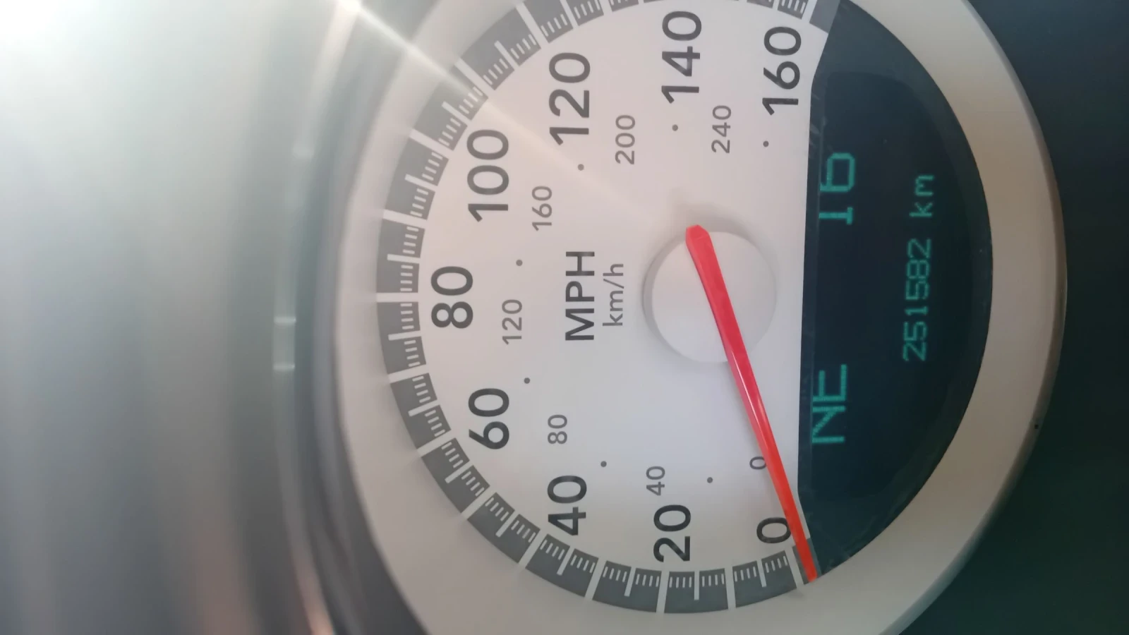 Dodge Challenger 5.7 Hemi, снимка 10 - Автомобили и джипове - 55421081