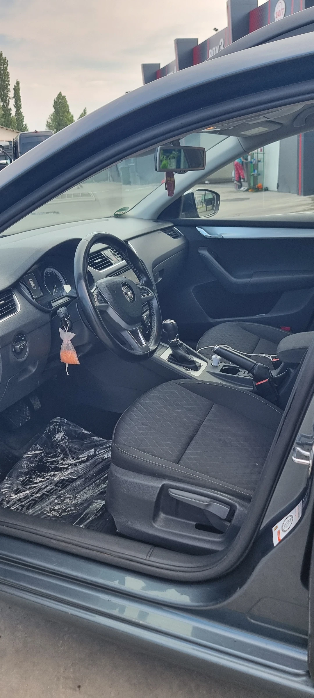 Skoda Octavia, снимка 7 - Автомобили и джипове - 55579521
