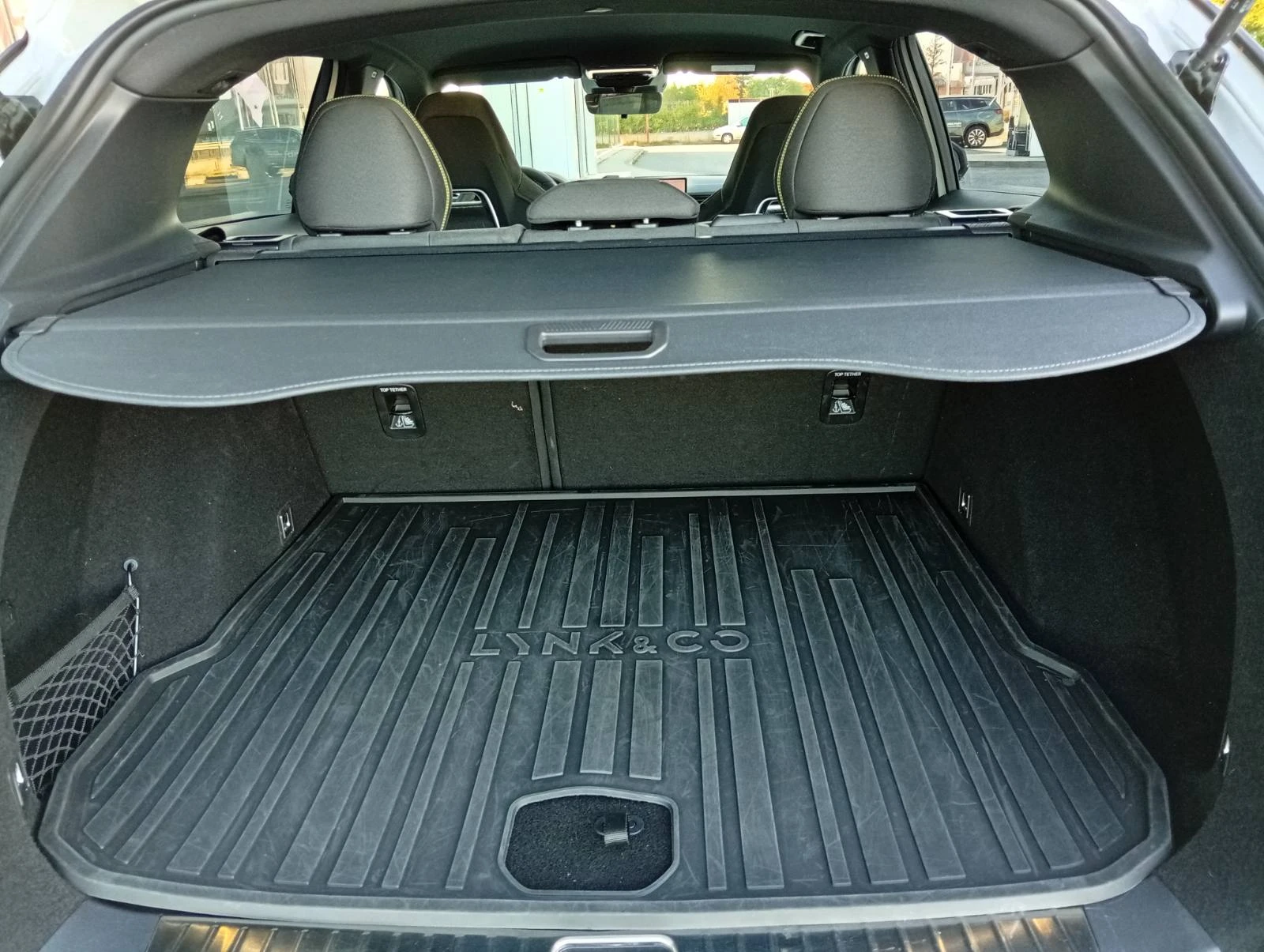 LynkCo 01 CORE, снимка 16 - Автомобили и джипове - 56125454