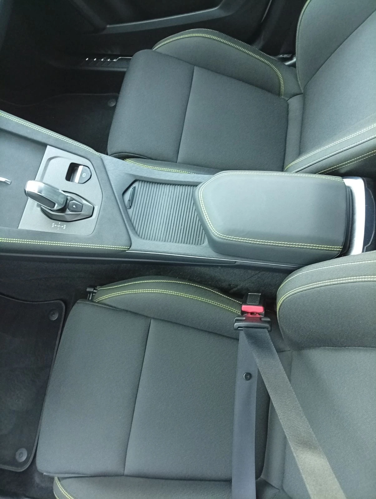 LynkCo 01 CORE, снимка 10 - Автомобили и джипове - 56125454