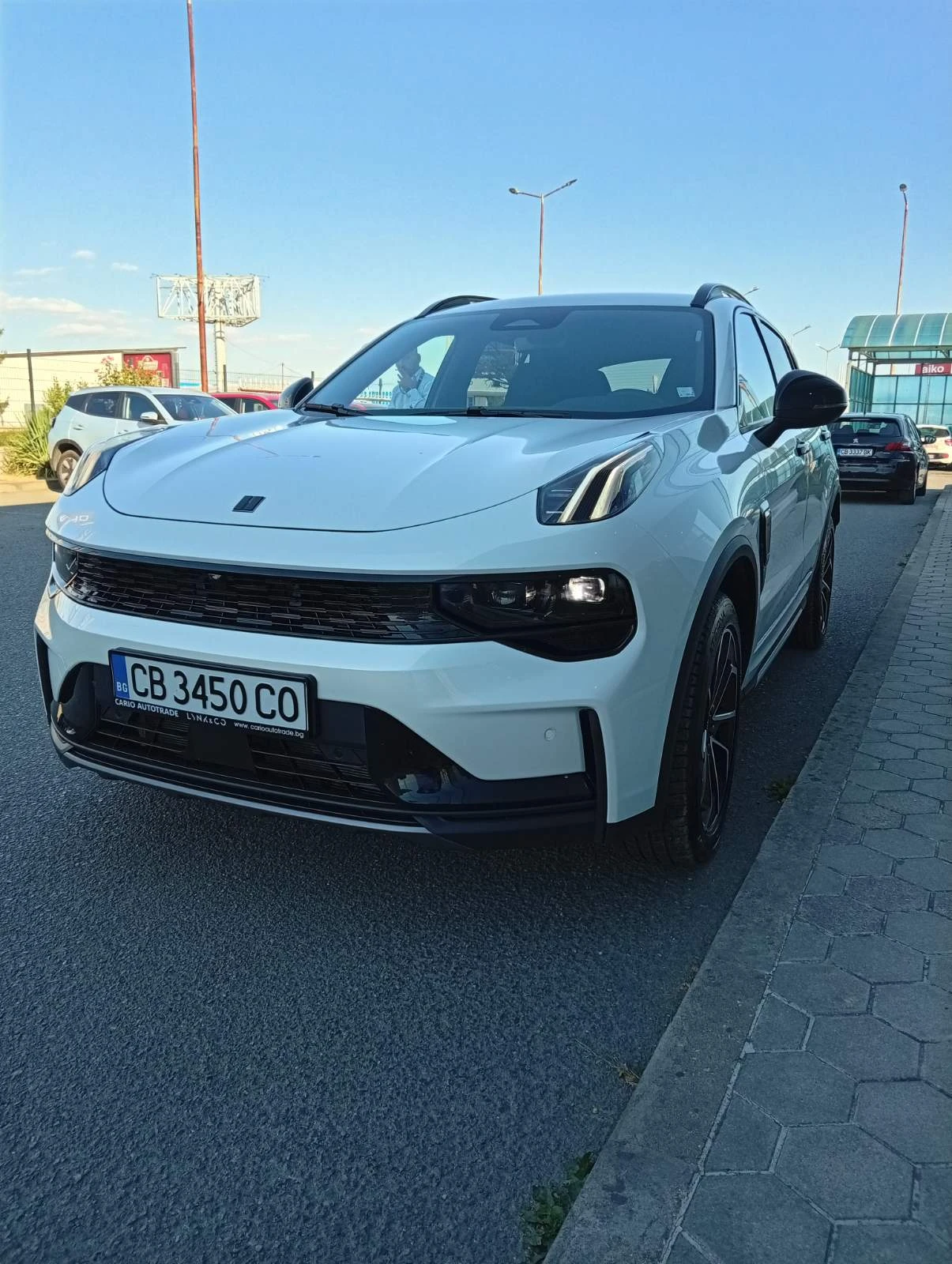 LynkCo 01 CORE