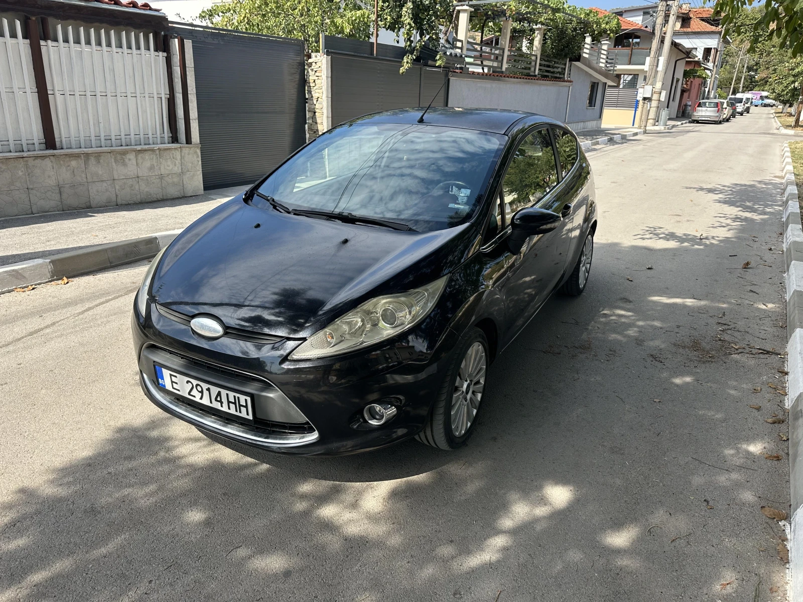 Ford Fiesta 1.4 i Газ.инжекцион, снимка 2 - Автомобили и джипове - 56153633