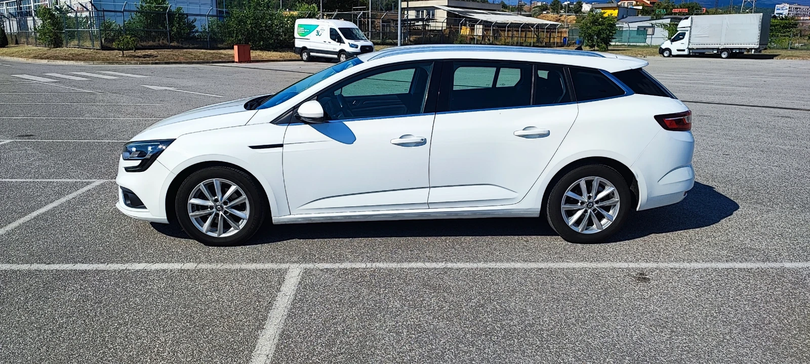 Renault Megane, снимка 4 - Автомобили и джипове - 56264481