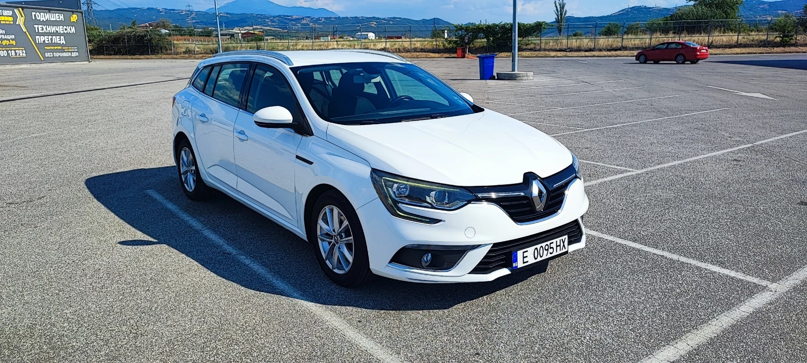 Renault Megane, снимка 5 - Автомобили и джипове - 56264481